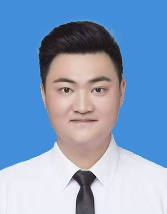 国际级裁判 李运